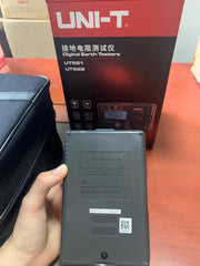 UNI-T UT512 Digital Hi End Insulation Restance Tester Test Voltages from 500V to 2500V)